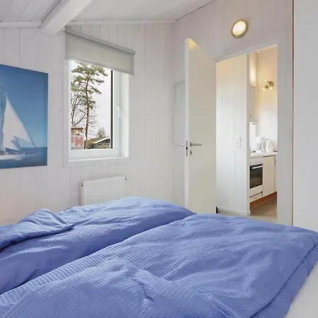 Holiday home Morgensonne 4 - Dorf 2 Priwall